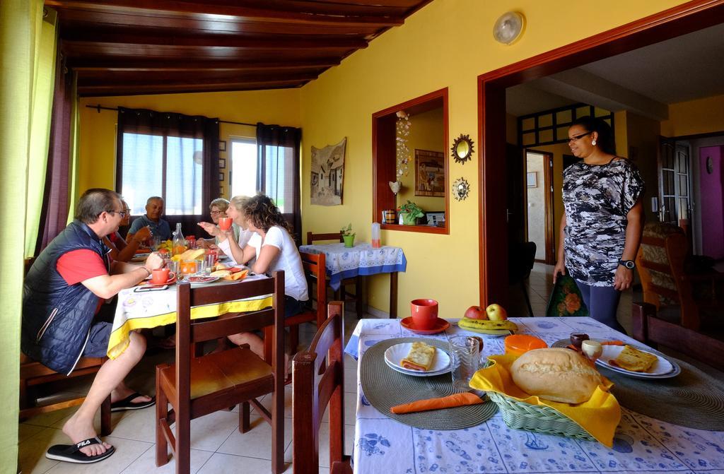 Casa Comba Bed and Breakfast Mindelo Exteriör bild